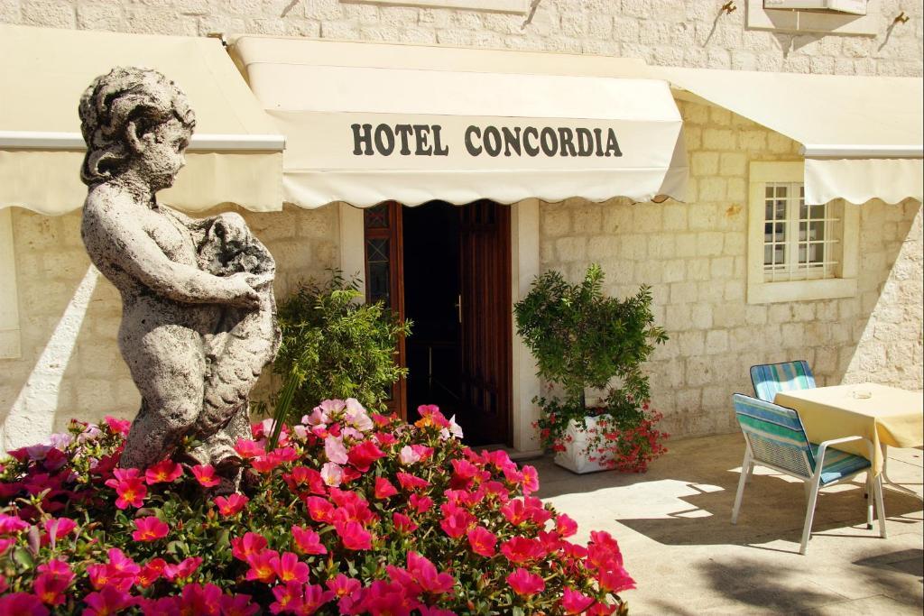 Hotel Concordia Trogir Eksteriør bilde